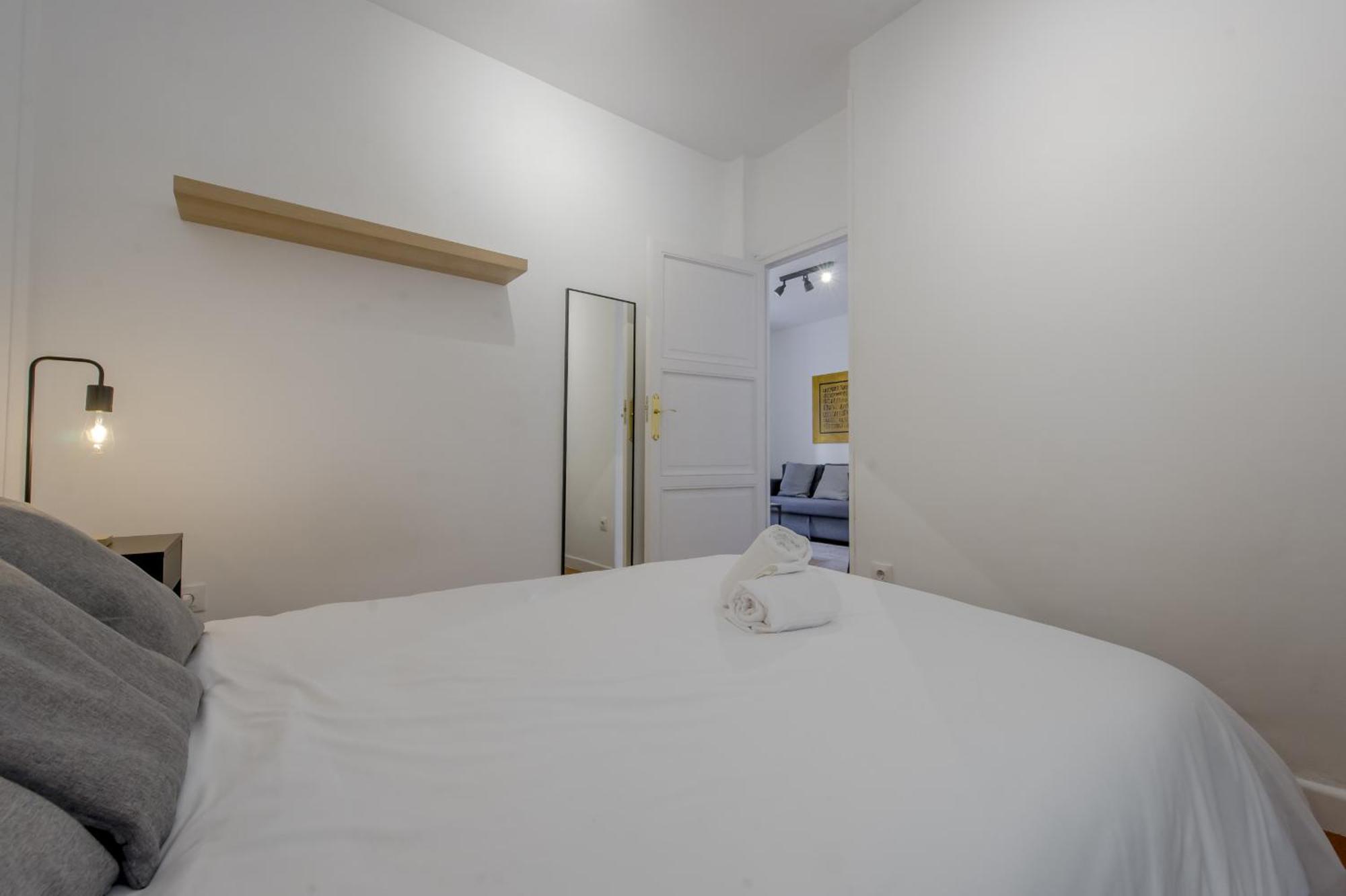 Classic Apt 7Pax En La Latina-Centro De Madrid Luaran gambar