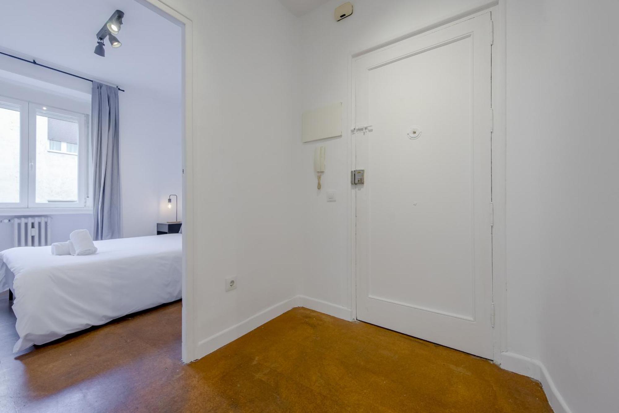 Classic Apt 7Pax En La Latina-Centro De Madrid Luaran gambar