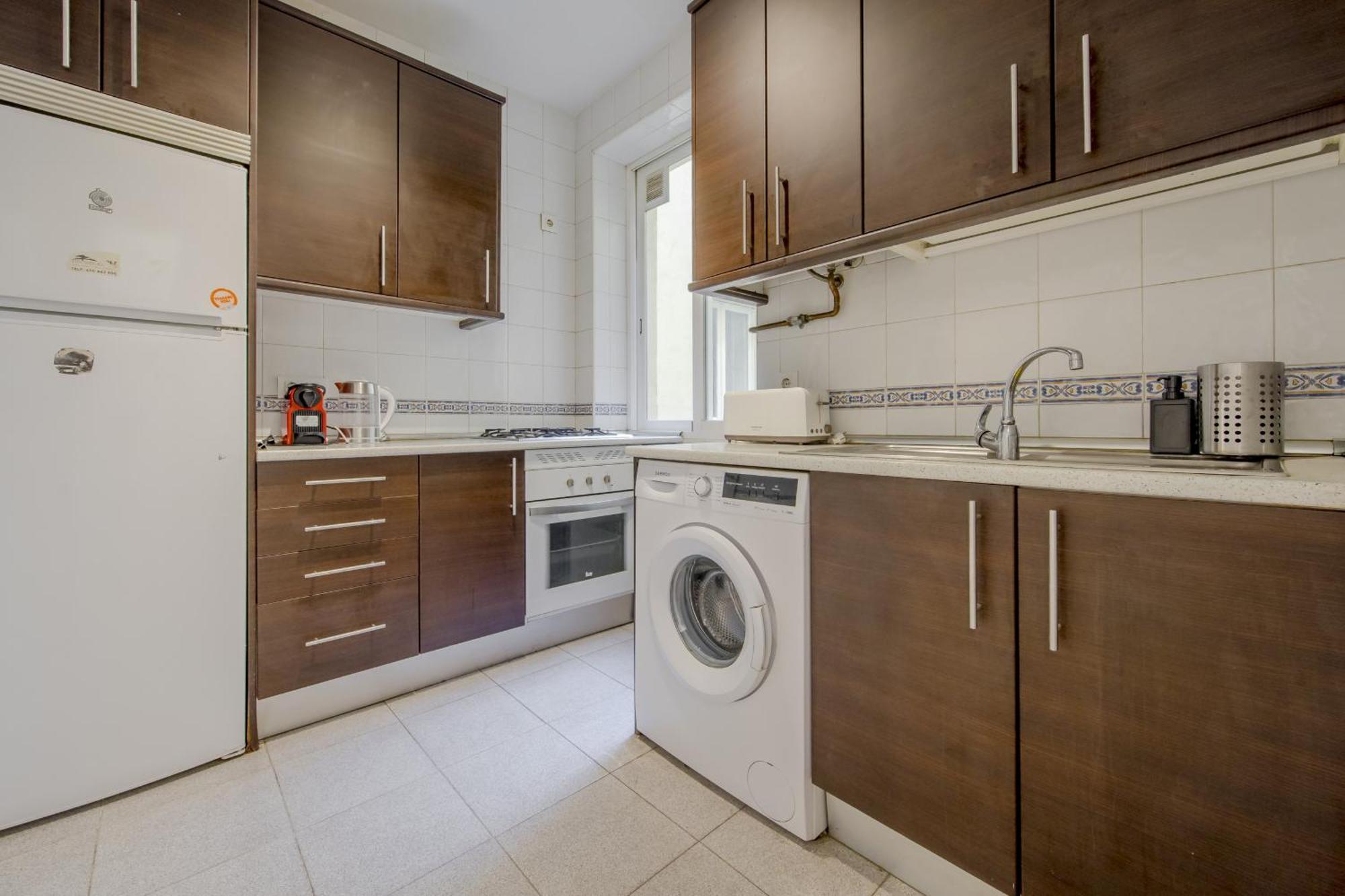 Classic Apt 7Pax En La Latina-Centro De Madrid Luaran gambar