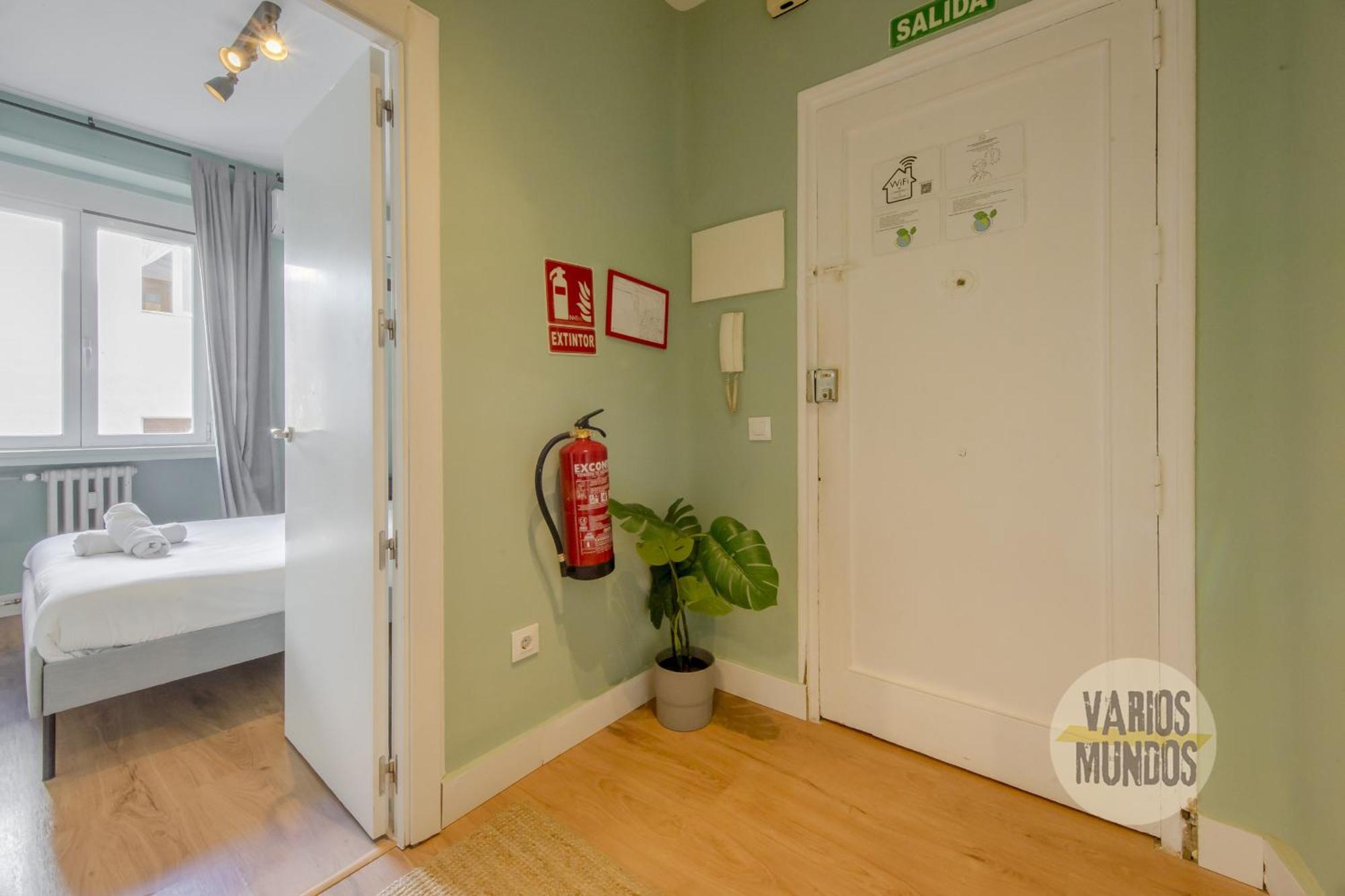 Classic Apt 7Pax En La Latina-Centro De Madrid Luaran gambar